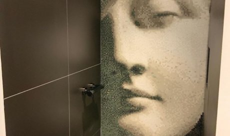 Pose de mosaïque dans une douche à Lyon